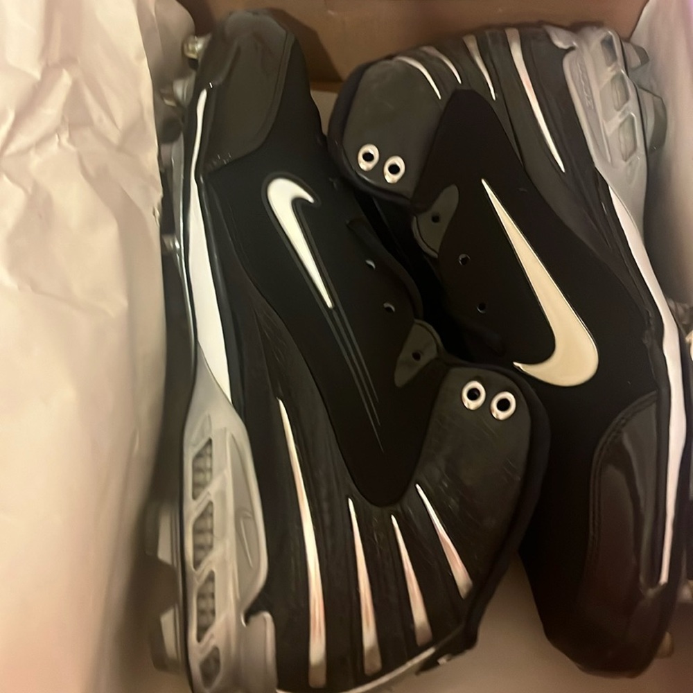 Nike air zoom assassin td football cleats black white metallic silver 316840 011